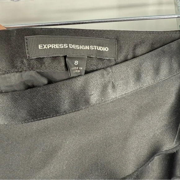 Express Black Satin Ruffle Mini Skirt Women’s Size 8 - Picture 2 of 4